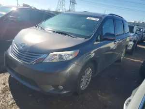 2015 TOYOTA SIENNA