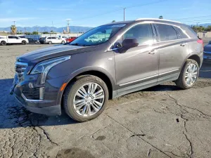 2017 CADILLAC XT5