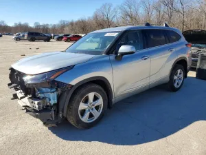 2022 TOYOTA HIGHLANDER