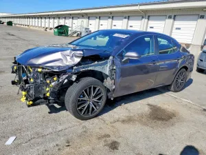 2024 TOYOTA CAMRY