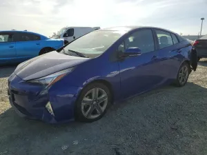 2017 TOYOTA PRIUS
