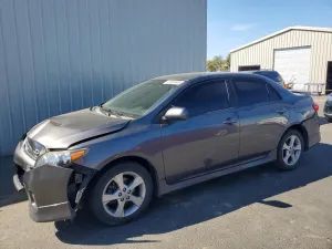 2013 TOYOTA COROLLA