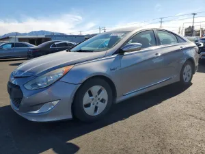 2011 HYUNDAI SONATA