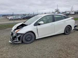 2017 TOYOTA PRIUS