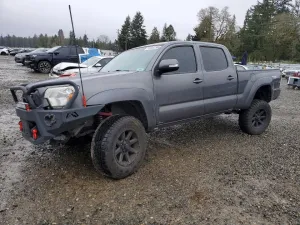 2015 TOYOTA TACOMA