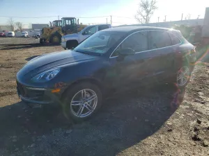 2015 PORSCHE MACAN