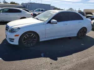 2014 MERCEDES-BENZ C