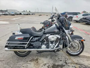 2013 HARLEY-DAVIDSON FL
