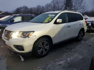 2017 NISSAN PATHFINDER