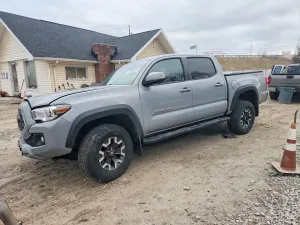 2018 TOYOTA TACOMA