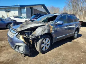 2013 SUBARU OUTBACK