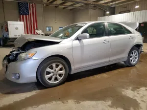 2011 TOYOTA CAMRY