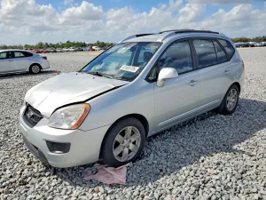 2007 KIA RONDO