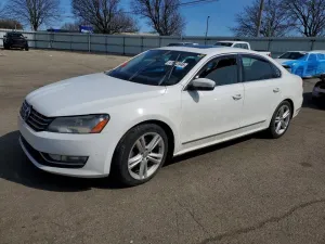 2013 VOLKSWAGEN PASSAT