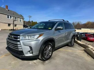 2019 TOYOTA HIGHLANDER