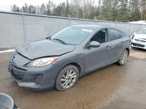 2013 MAZDA 3