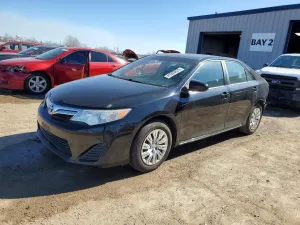 2013 TOYOTA CAMRY