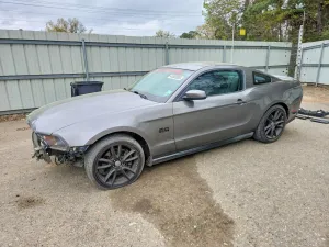 2011 FORD MUSTANG