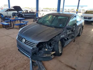 2016 VOLKSWAGEN PASSAT