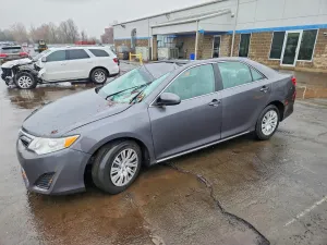 2014 TOYOTA CAMRY