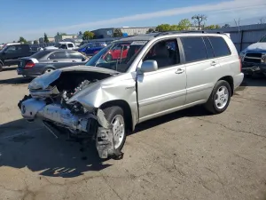 2005 TOYOTA HIGHLANDER