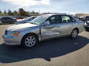 2003 TOYOTA AVALON