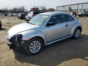 2013 VOLKSWAGEN BEETLE