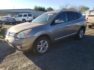 2013 NISSAN ROGUE