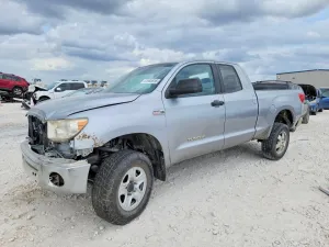 2010 TOYOTA TUNDRA