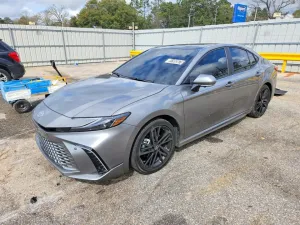 2025 TOYOTA CAMRY