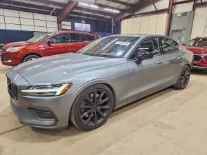2020 VOLVO S60
