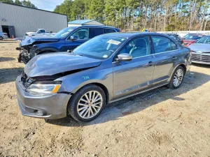 2014 VOLKSWAGEN JETTA