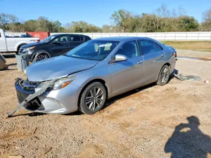 2017 TOYOTA CAMRY