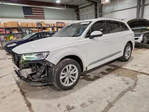 2017 AUDI Q7