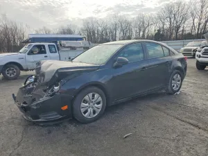 2013 CHEVROLET CRUZE