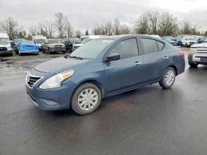 2016 NISSAN VERSA
