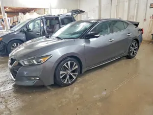 2017 NISSAN MAXIMA