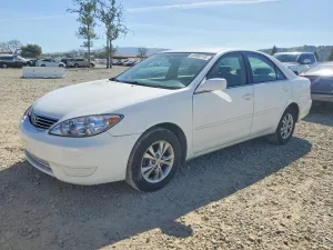2005 TOYOTA CAMRY