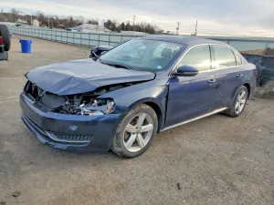 2012 VOLKSWAGEN PASSAT