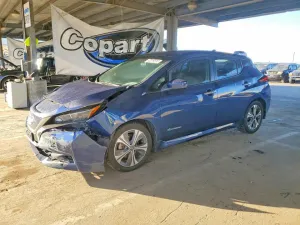 2018 NISSAN LEAF