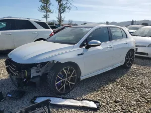 2024 VOLKSWAGEN GOLF