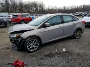 2015 FORD FOCUS