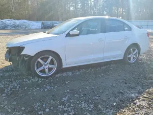 2014 VOLKSWAGEN JETTA