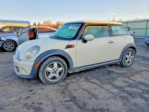 2011 MINI COOPER