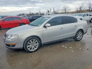 2010 VOLKSWAGEN PASSAT