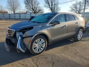 2017 CADILLAC XT5