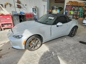 2016 MAZDA MX5
