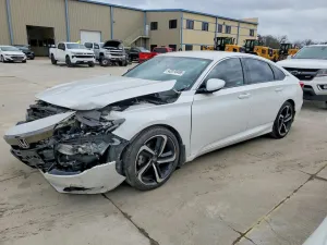 2019 HONDA ACCORD