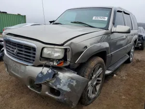 2000 CADILLAC ESCALADE