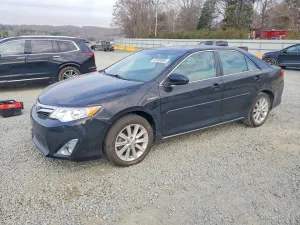 2012 TOYOTA CAMRY SOLA